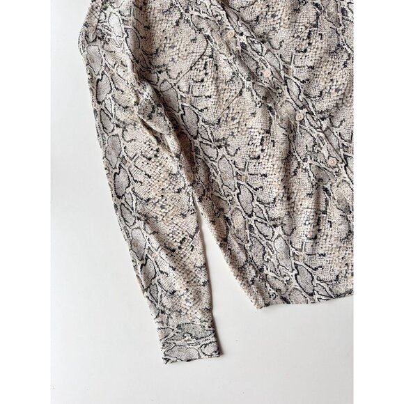 NWOT EQUIPMENT Slim Signature Python 100% Silk Crepe Button Up Shirt, Size XS - Picture 8 of 15